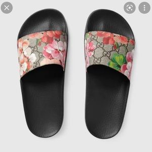 Gucci Blooms Supreme floral slide sandal